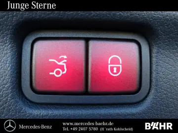 C 300 4M Avantgarde Distronic Head-Up Burmester