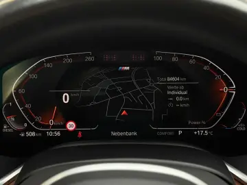 740dL Lang M Sport Lounge Tisch 3xTV B&W