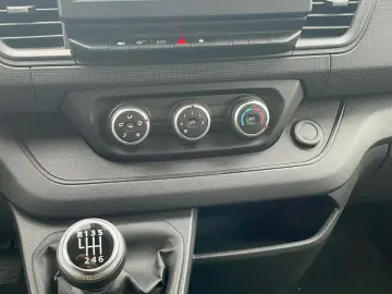 Renault Trafic Combi 2.0 Blue dCi 110 S&S L1 8 1 Life