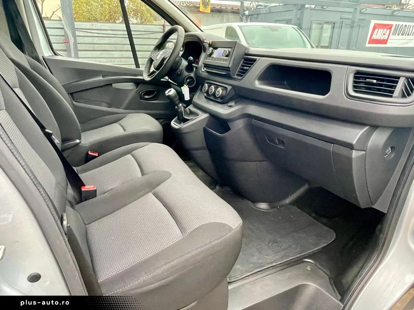 Renault Trafic Combi 2.0 Blue dCi 110 S&S L1 8 1 Life