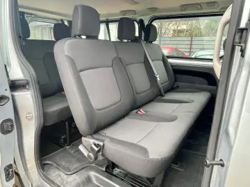 Renault Trafic Combi 2.0 Blue dCi 110 S&S L1 8 1 Life