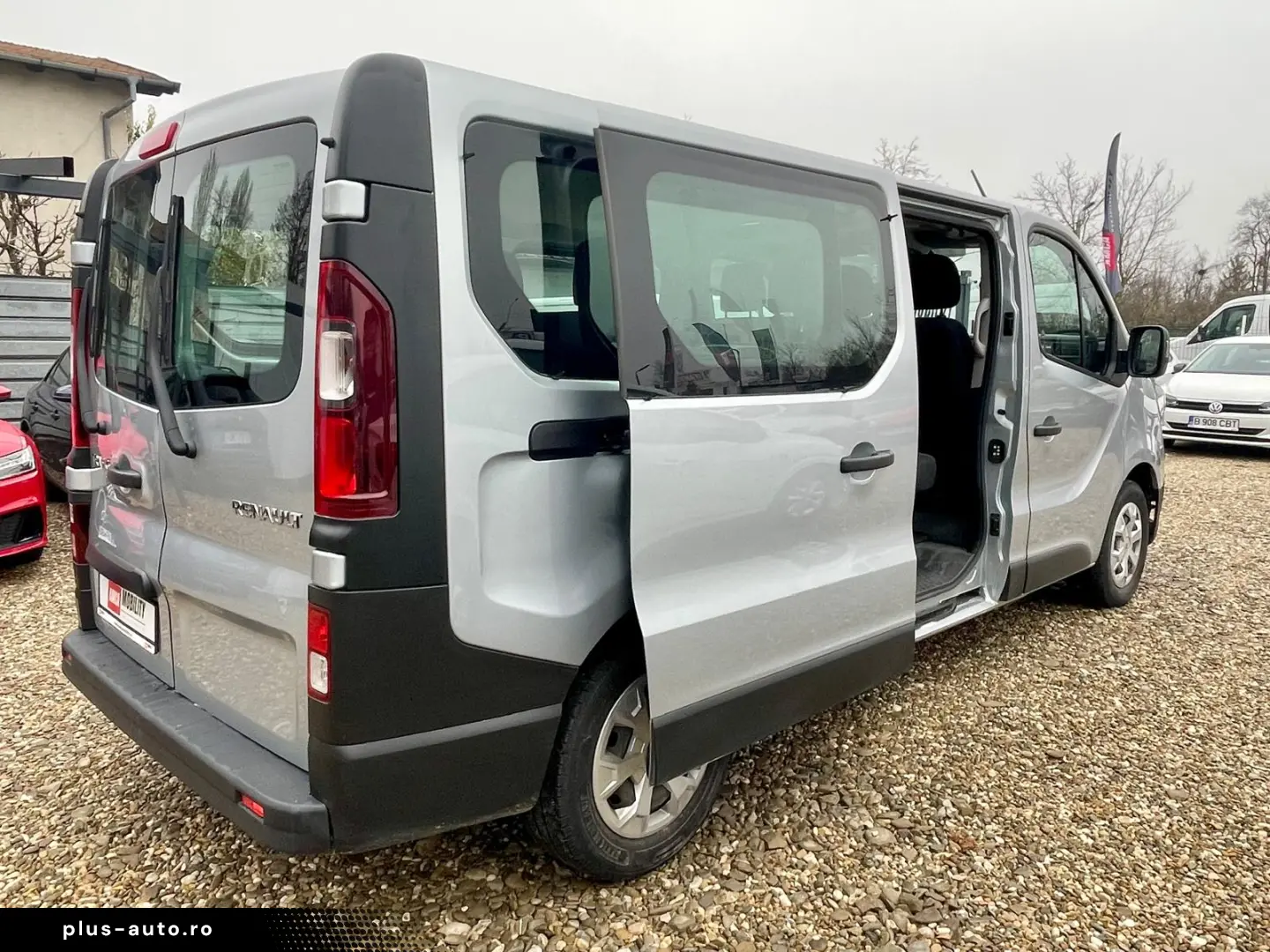 Renault Trafic Combi 2.0 Blue dCi 110 S&S L1 8 1 Life