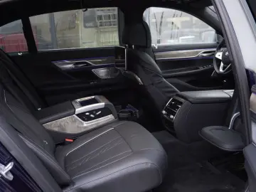 750 d Lang xDrive MegaVoll UPE165.000€