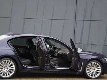 750 d Lang xDrive MegaVoll UPE165.000€