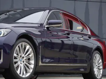 750 d Lang xDrive MegaVoll UPE165.000€