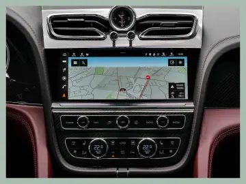 Bentayga S Hybrid    BENTLEY DÜSSELDORF