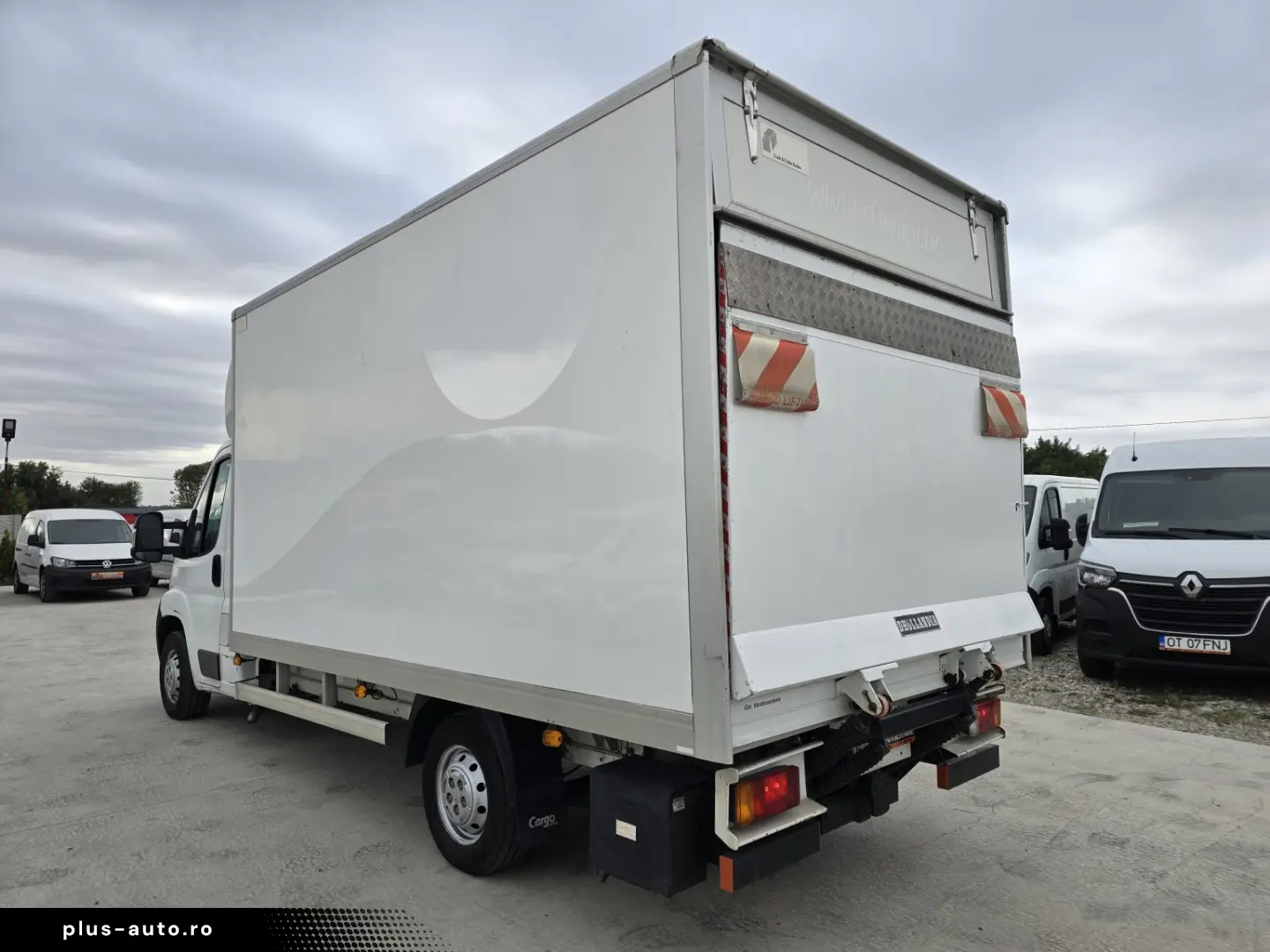 PEUGEOT BOXER KOFFER cu LIFT