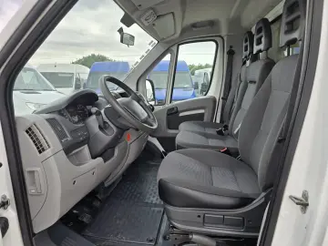 PEUGEOT BOXER KOFFER cu LIFT