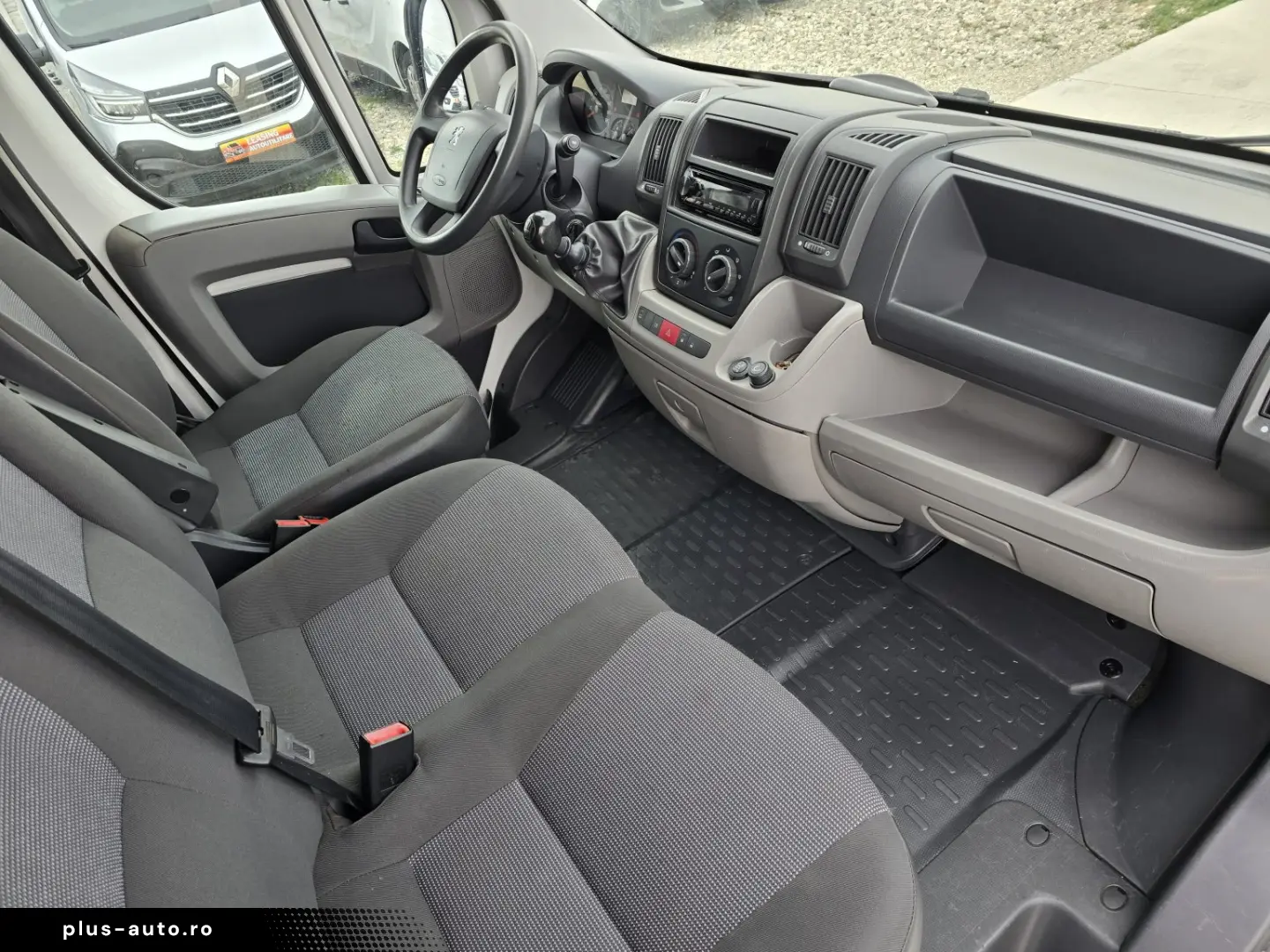 PEUGEOT BOXER KOFFER cu LIFT