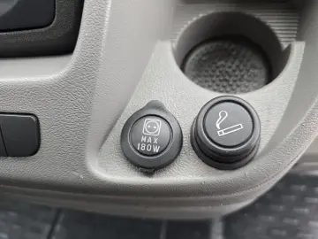 PEUGEOT BOXER KOFFER cu LIFT