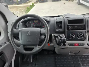 PEUGEOT BOXER KOFFER cu LIFT