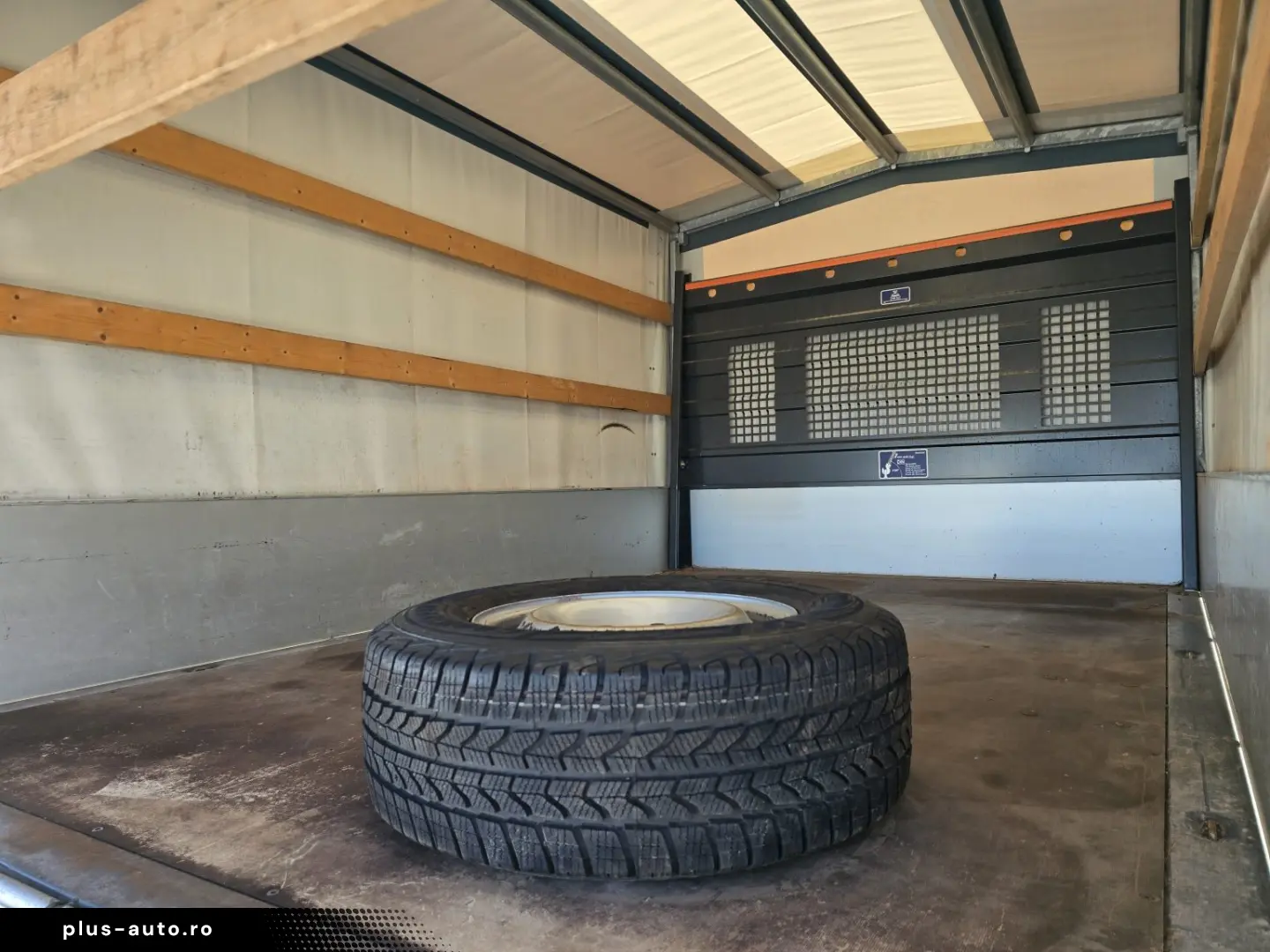 RENAULT MASTER 4X4 WEBASTO 7 LOCURI BENA