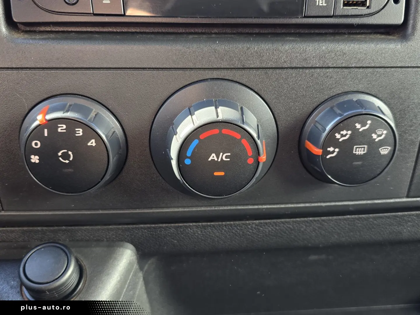 RENAULT MASTER 4X4 WEBASTO 7 LOCURI BENA