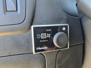 RENAULT MASTER 4X4 WEBASTO 7 LOCURI BENA