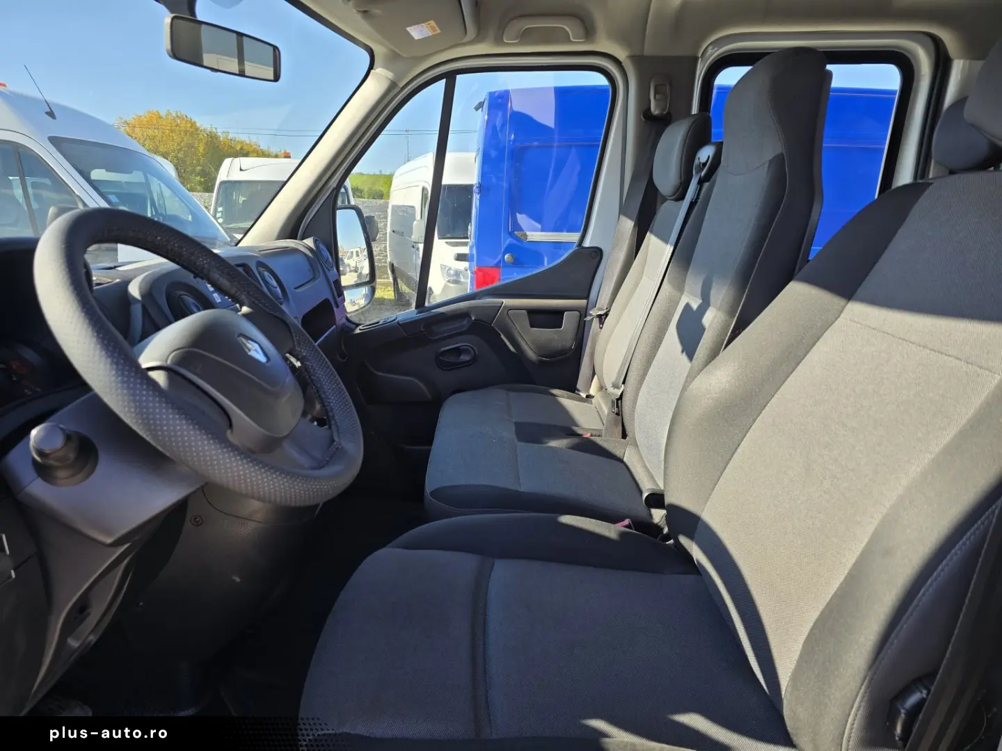 RENAULT MASTER 4X4 WEBASTO 7 LOCURI BENA