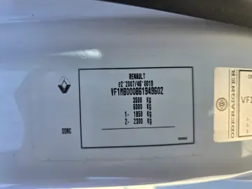 RENAULT MASTER 4X4 WEBASTO 7 LOCURI BENA