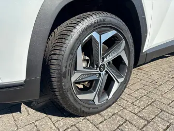 Tucson 1.6 T-GDI Trend PHEV 4WD Assi