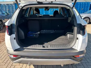 Tucson 1.6 T-GDI Trend PHEV 4WD Assi