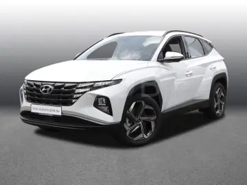 TUCSON Plug-In 4WD 8-fach bereift NAVI SHZ
