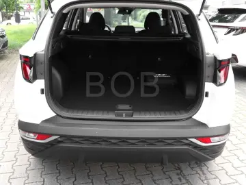 TUCSON Plug-In 4WD 8-fach bereift NAVI SHZ