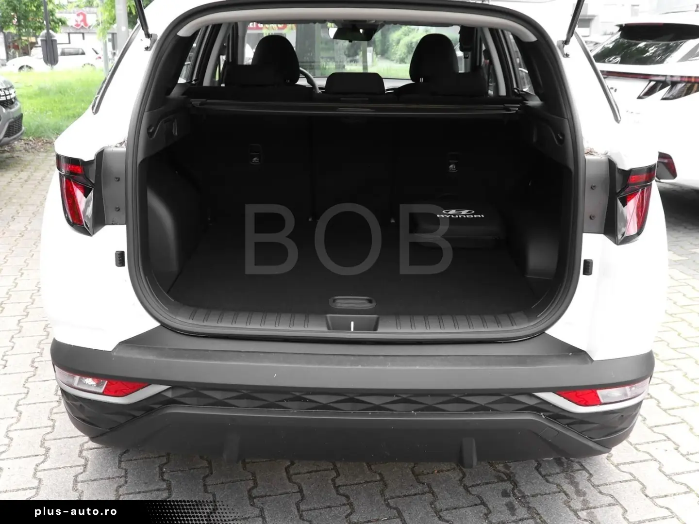 TUCSON Plug-In 4WD 8-fach bereift NAVI SHZ