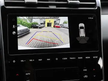 TUCSON Plug-In 4WD 8-fach bereift NAVI SHZ