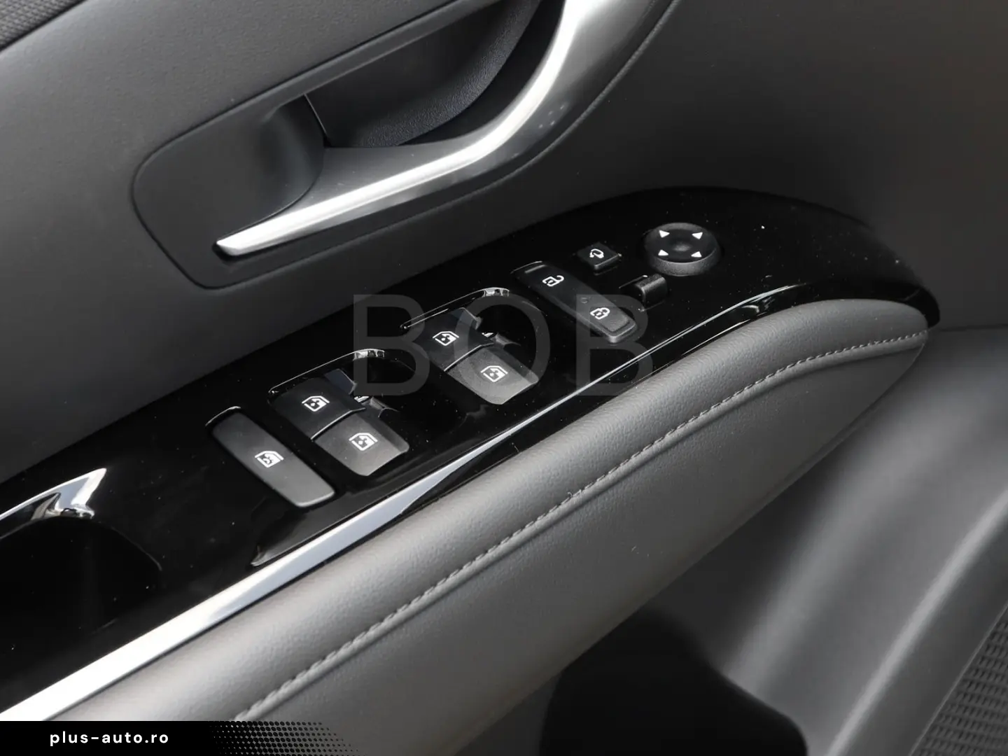 TUCSON Plug-In 4WD 8-fach bereift NAVI SHZ