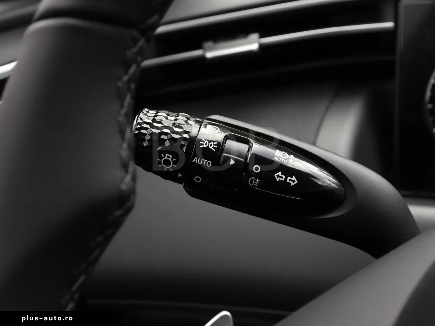 TUCSON Plug-In 4WD 8-fach bereift NAVI SHZ