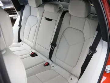 MACAN S PAPAYA-KREIDE-LUFTF.-SPORTABGAS.-21 GT