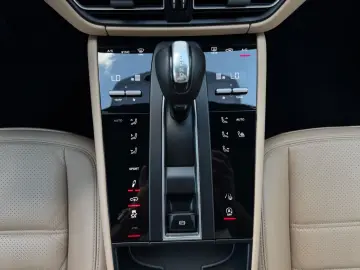 Macan GTS  1HD PDLS 21Z BOSE ACC 360  SPORTABGAS