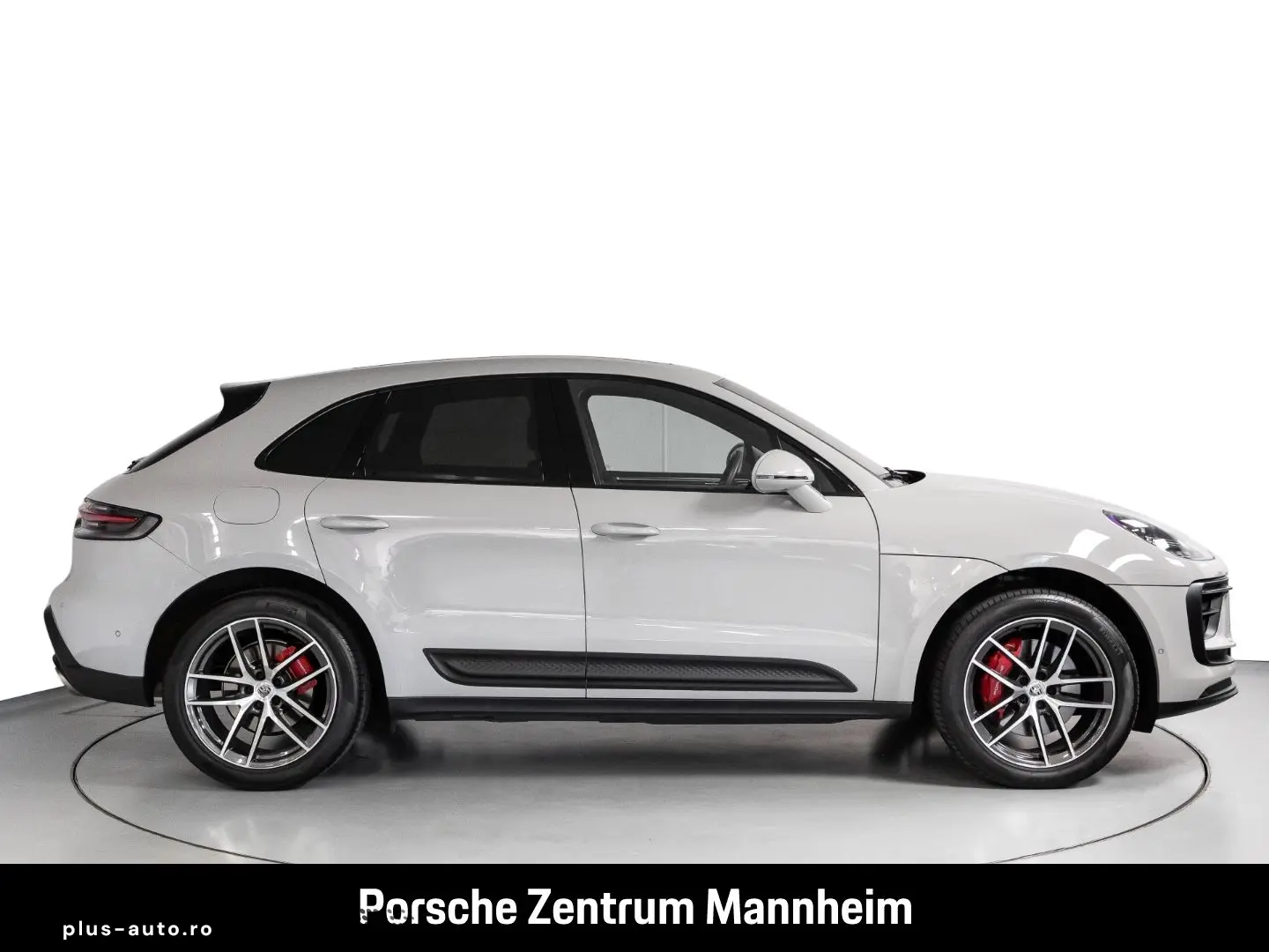 Macan S