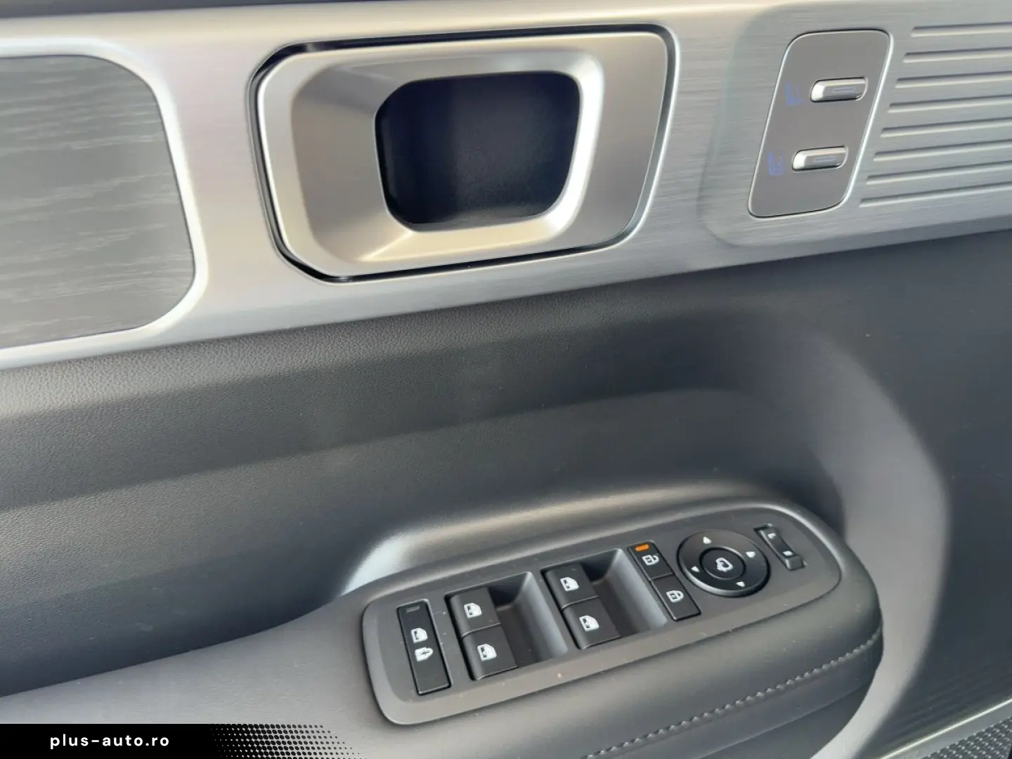 SANTA FE 1.6 HEV 4WD Signature HUD TWA AHK Pano