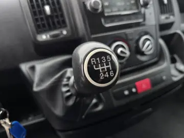 PEUGEOT BOXER LIFT KOFFER