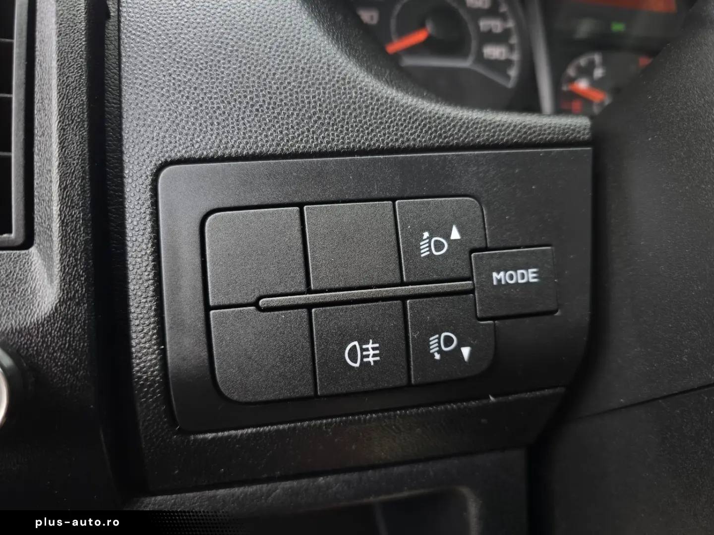 PEUGEOT BOXER LIFT KOFFER