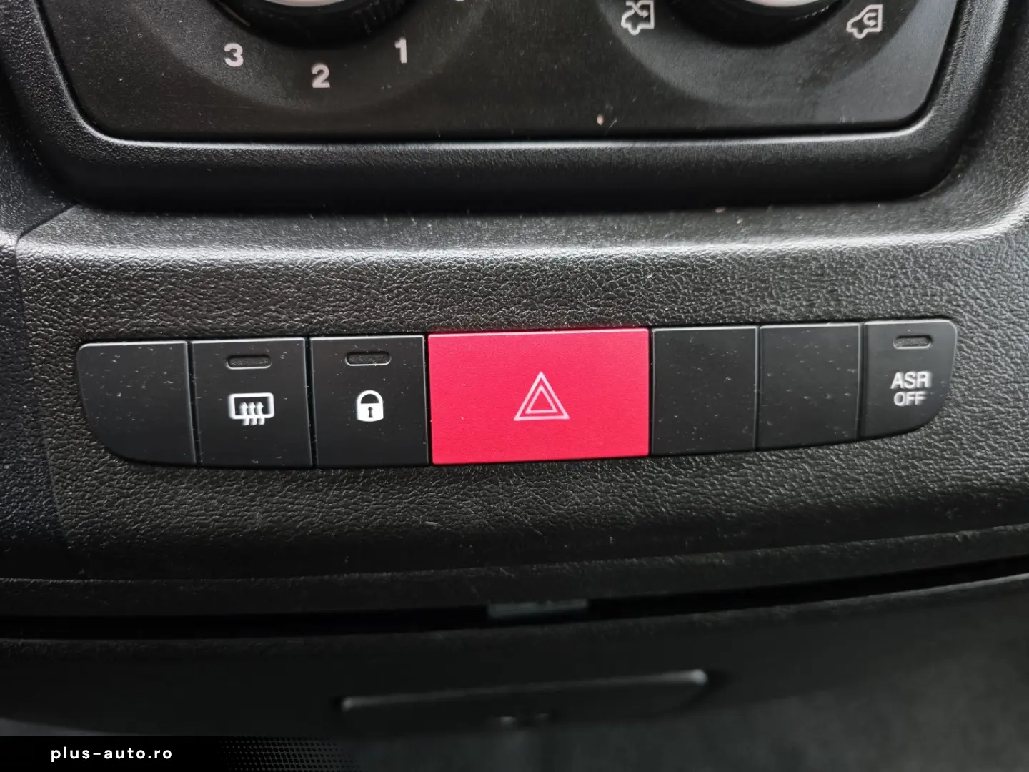 PEUGEOT BOXER LIFT KOFFER