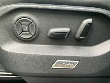 Touareg R 3.0 TSI eHybrid Navi HUD CarPlay 360