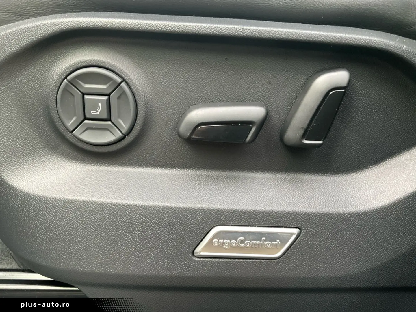 Touareg R 3.0 TSI eHybrid Navi HUD CarPlay 360