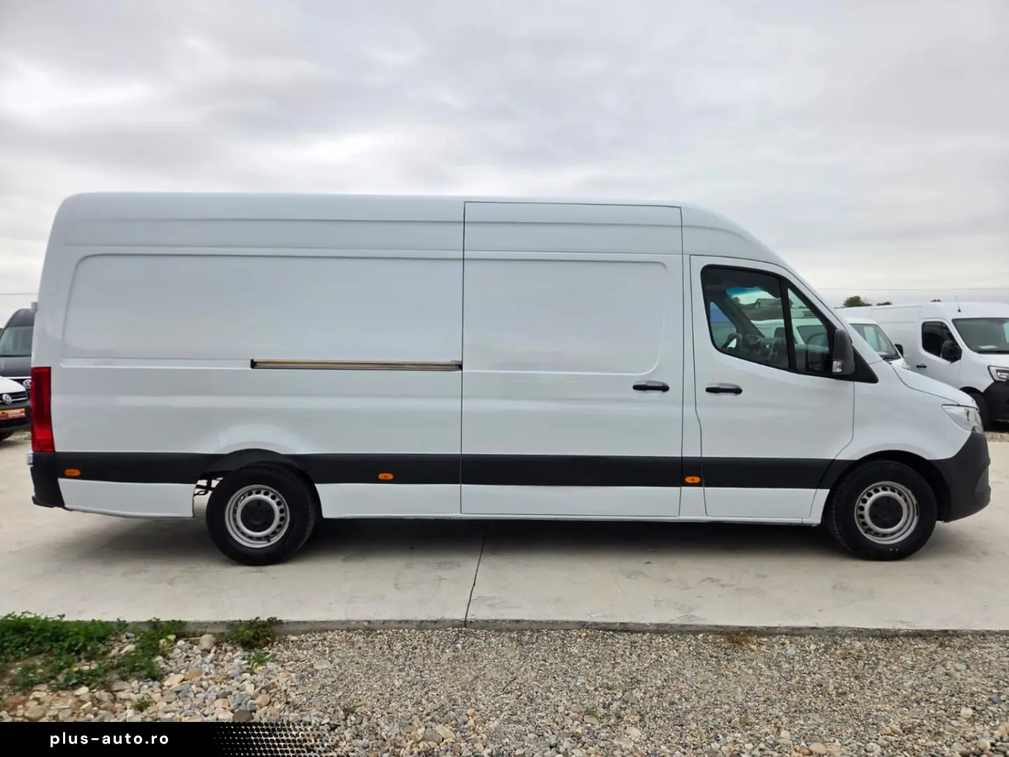 MERCEDES BENZ NEW SPRINTER L4H3