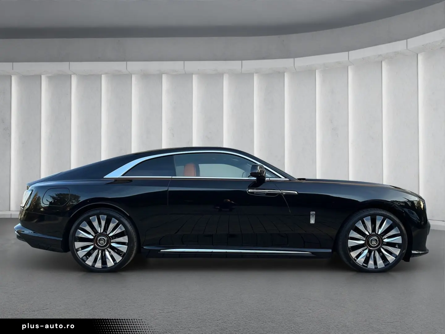 Spectre Bespoke Audio Shooting Star 23  Massage