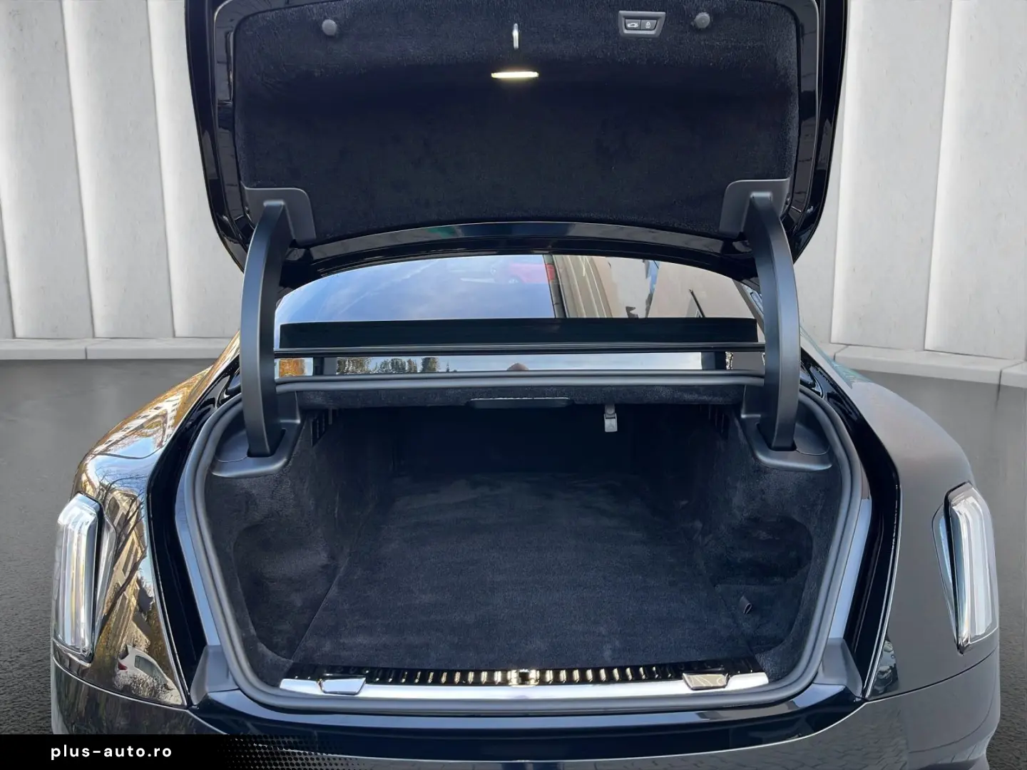 Spectre Bespoke Audio Shooting Star 23  Massage