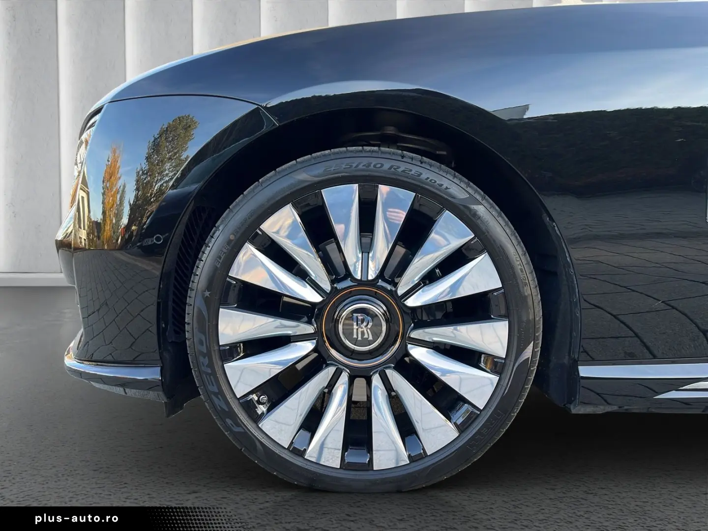 Spectre Bespoke Audio Shooting Star 23  Massage