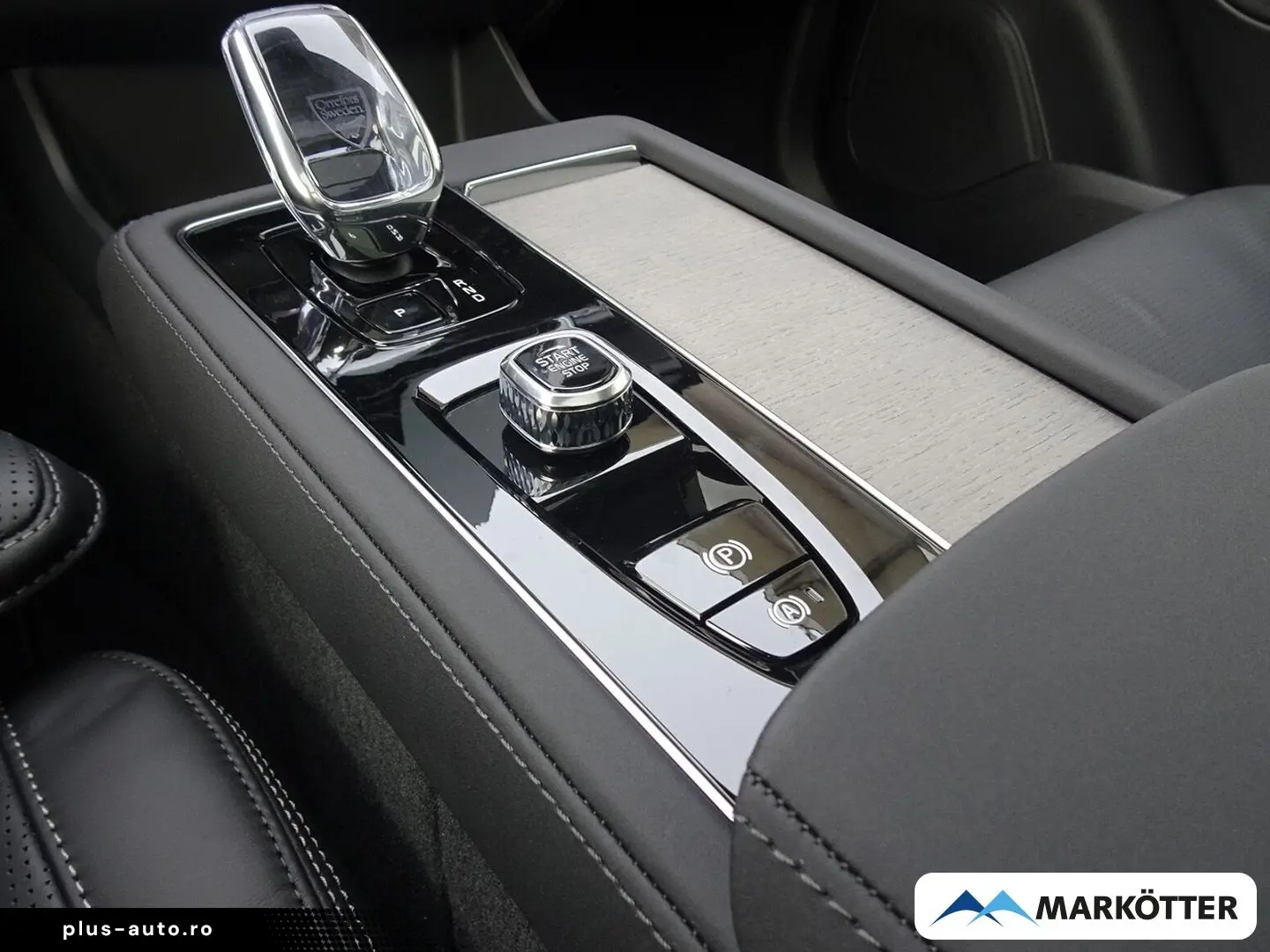 XC90 Ultra Bright Plug-In Hybrid AWD T8 7-Sitzer