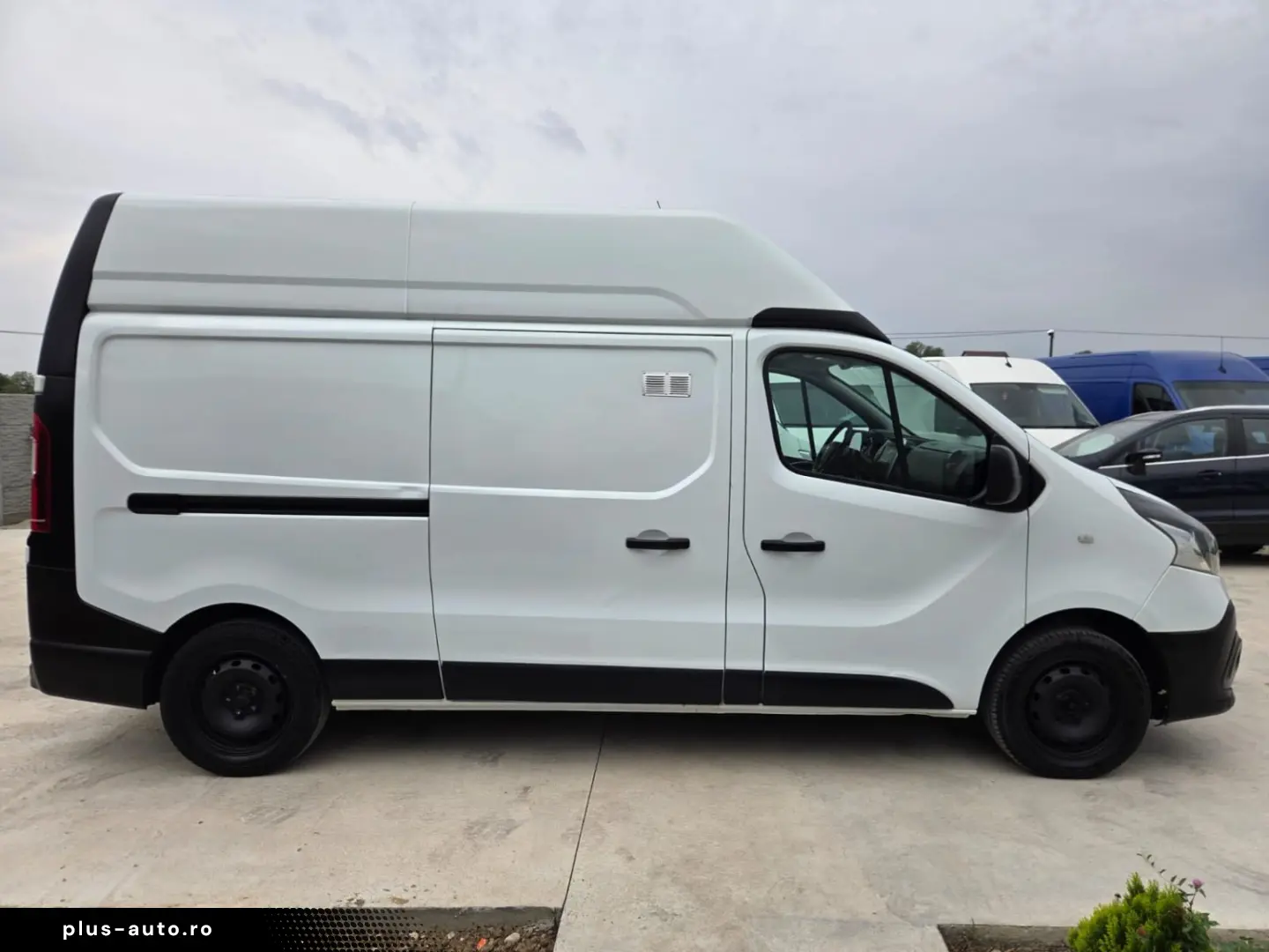 RENAULT TRAFIC L2H2