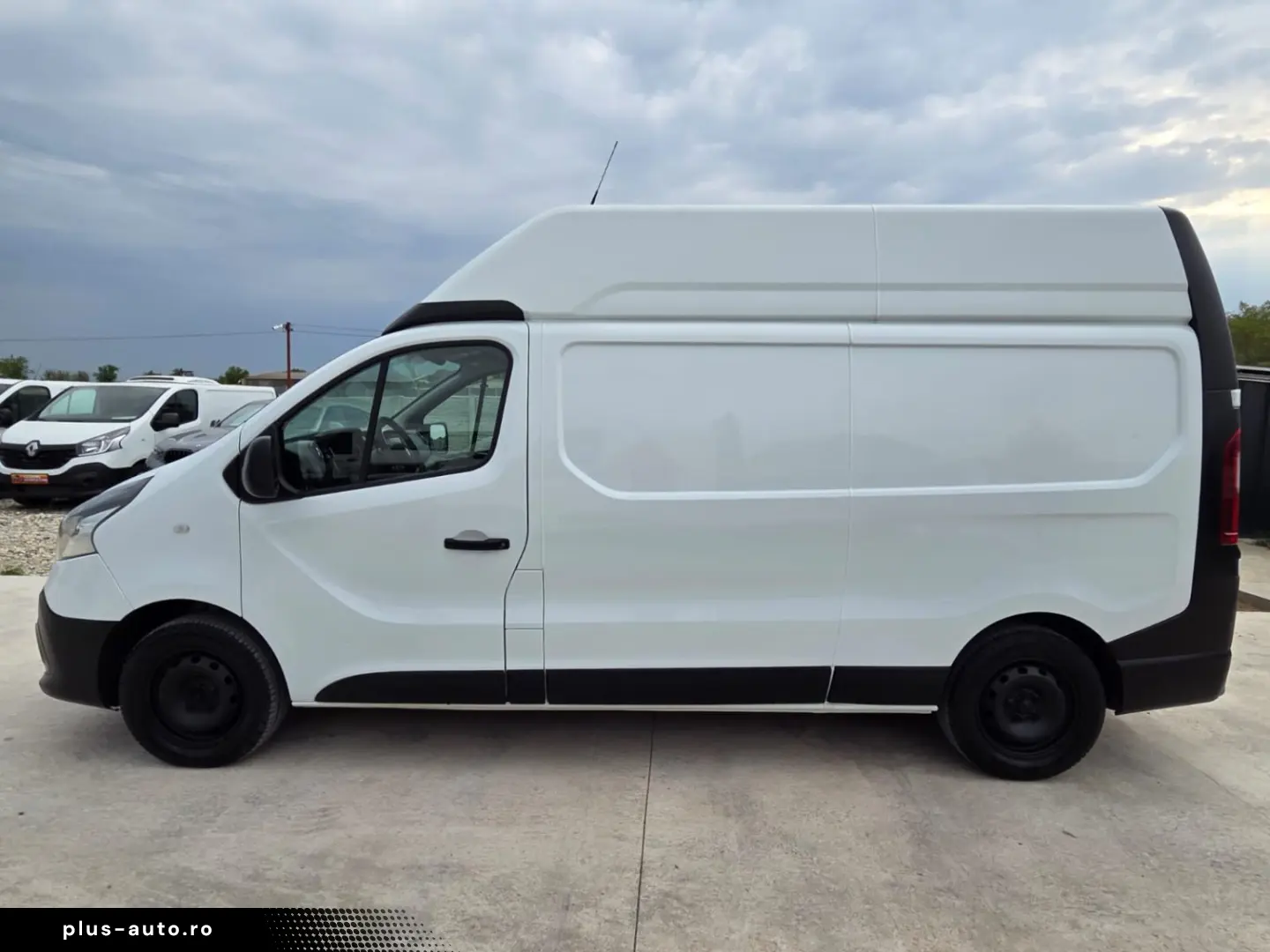 RENAULT TRAFIC L2H2
