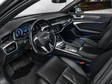 A6 Lim. 50TDI Q Sport S-line Matrix Stand