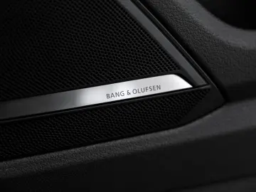 A6 Lim. 50TDI Q Sport S-line Matrix Stand