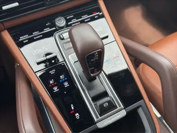 Turbo Matrix HUD 360 BOSE Pano ACC StHzg 18 Wege