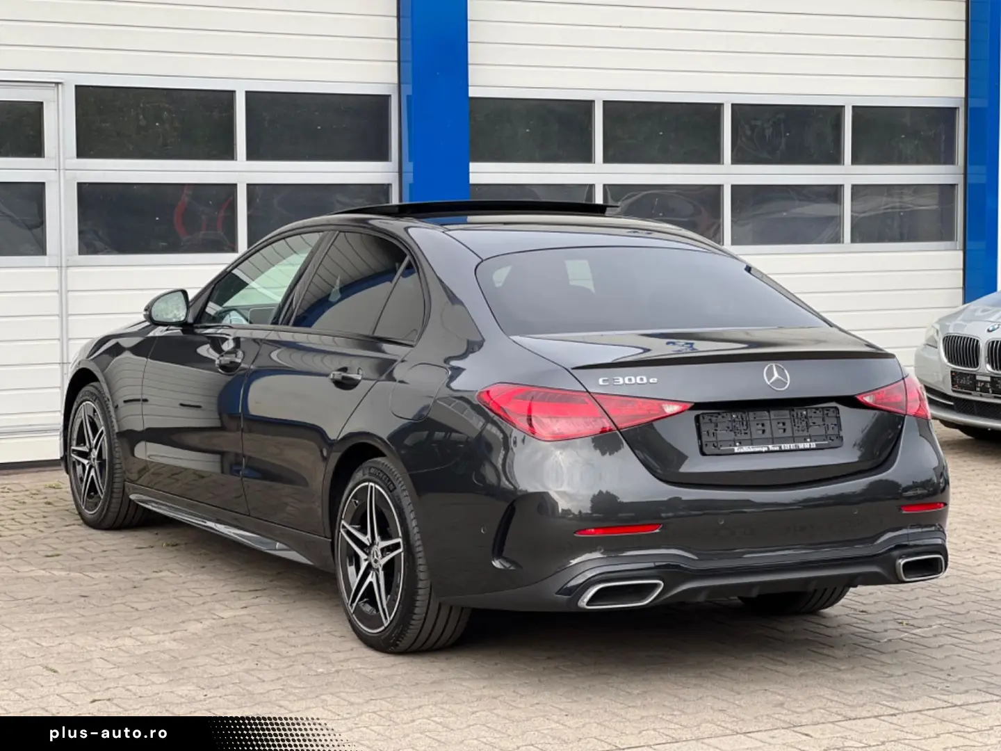 C 300 e 9G-Tronic  AMG-LINE NIGHT PANO DISTRONIC