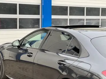 C 300 e 9G-Tronic  AMG-LINE NIGHT PANO DISTRONIC