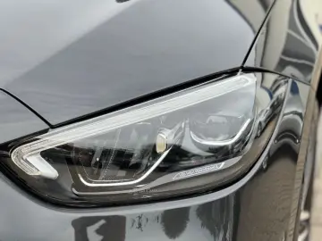 C 300 e 9G-Tronic  AMG-LINE NIGHT PANO DISTRONIC